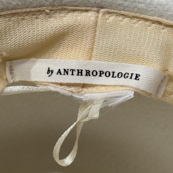 Gently Worn By Anthropologie Jana Floral Embroidered Fedora - Ivory & Green - Picture 12 of 13